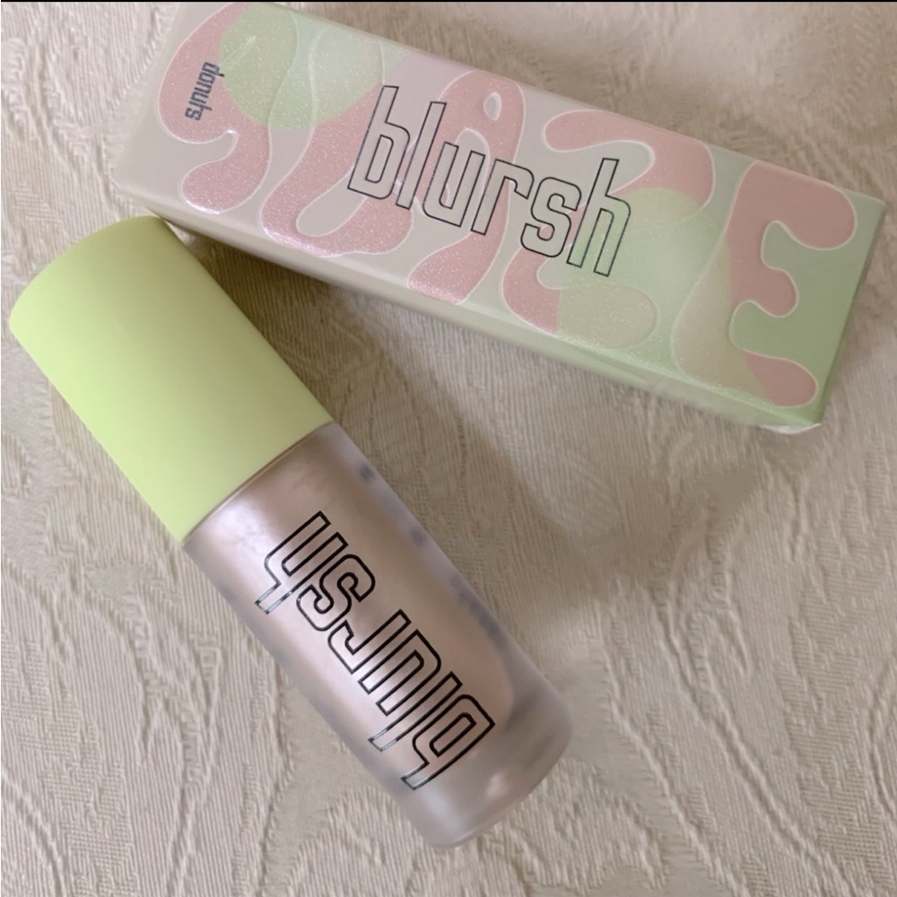Made by Mitchell Blursh Glaze Liquid Cream Highlighter Blush in Donuts BNIB